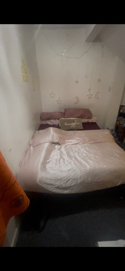 Room Available  Main Photo