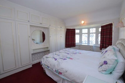 2 Extra large double rooms Hounslow TW3 2NR Main Photo