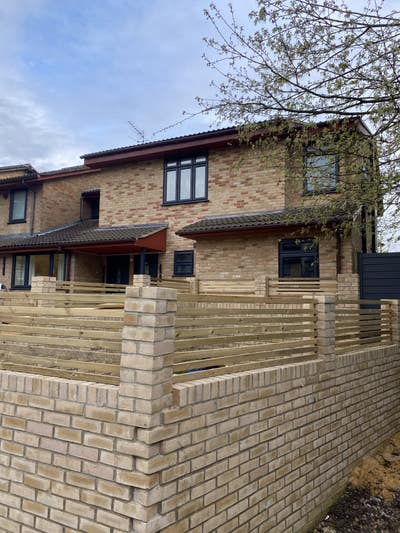 Double room with en-suite in Beautiful 3 bed home. Main Photo