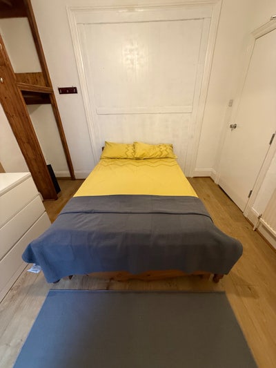EN-SUITE  Main Photo