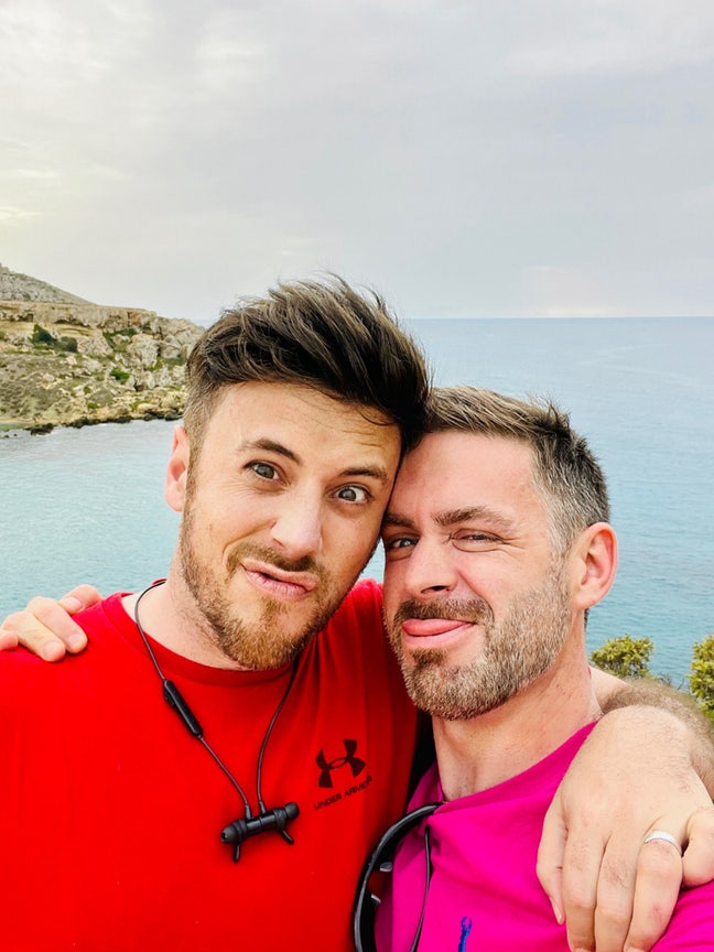 Friendly, easygoing  same sex couple  Main Photo