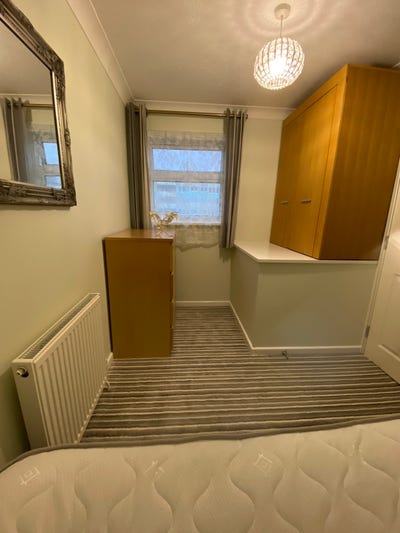 Rooms for rent in Taunton Centre. Reduced in price Main Photo