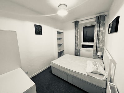 Double Room near City Centre & Ninewells Main Photo