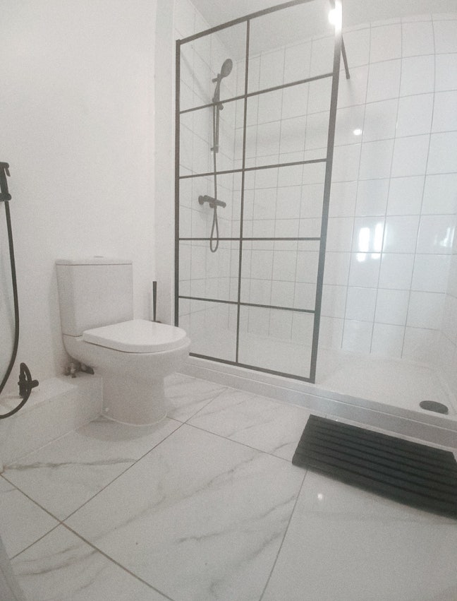 Double Room in Warm Family Home | All Are Welcome Main Photo