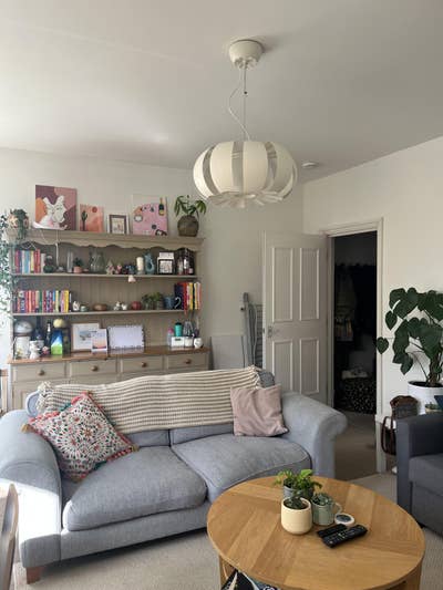 Room going in lovely flat near Hammersmith! Main Photo