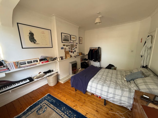 Brixton house share, available from May Main Photo