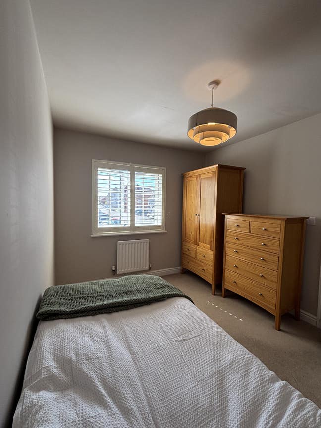 Single room for Monday-Friday  Main Photo