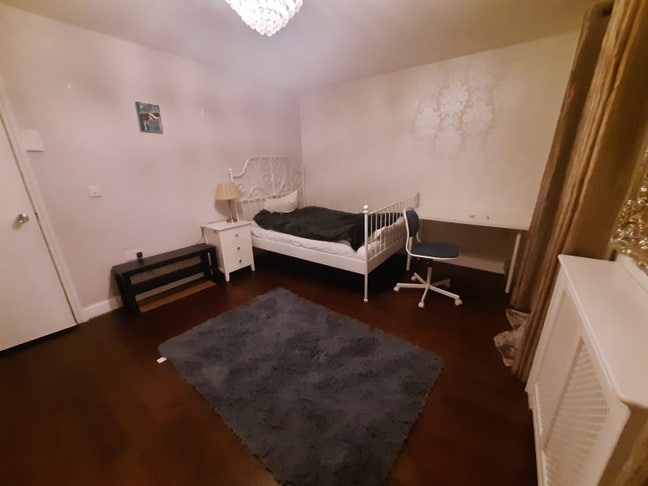 2 Double room 5min walk from Elizbeth Line Main Photo
