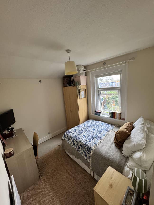 A Bright Small Double Room in Ladywell w/ Garden  Main Photo