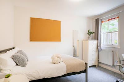 Summer sublet in Exeter - En-suite Main Photo