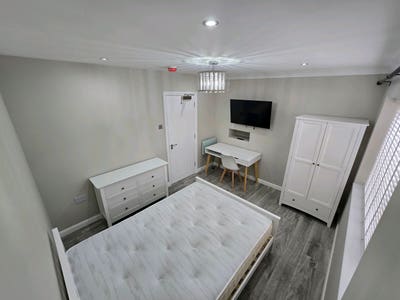 Room for rent ( house share ) Bills inc Main Photo