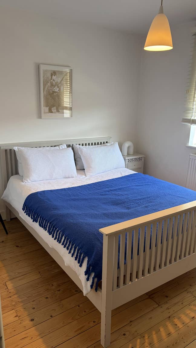 Room to rent in 3 Bed, 2 Bath House with Garden Main Photo