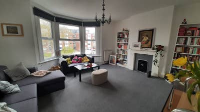 Cozy double room available Main Photo