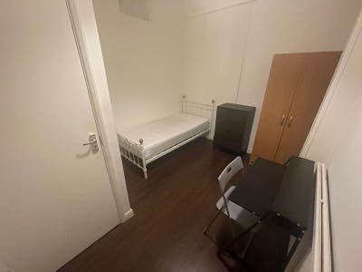Affordable single Old Street/ Shoreditch/Barbican Main Photo