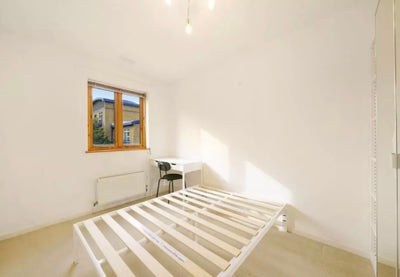 Available Now Marylebone NW8 Double Room Discount Main Photo