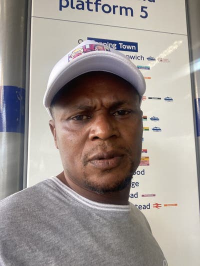 Professional Male seeks a double room Main Photo