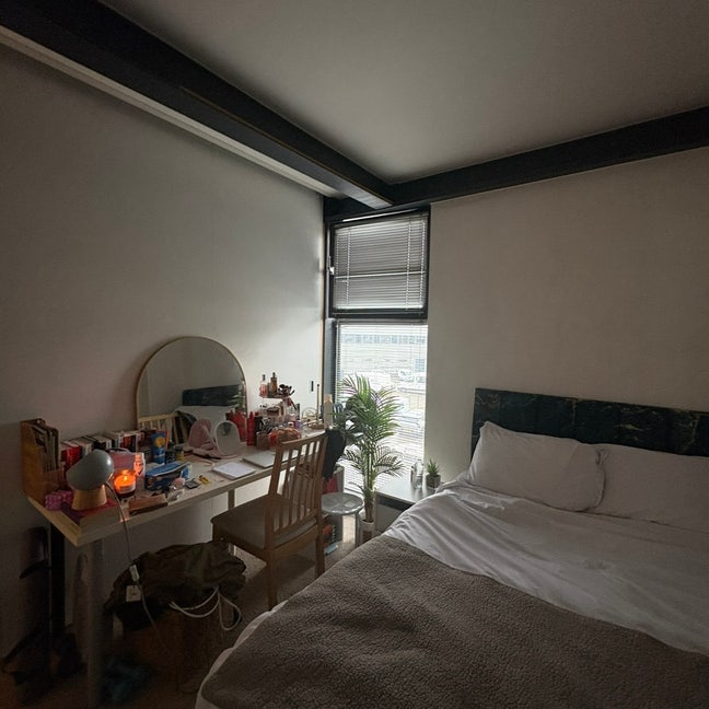 July sublease in 3 bed flat - Stratford Main Photo