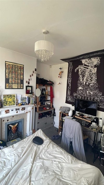 Double Room in the Shire Main Photo