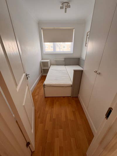 Double Room in Newly Refurbished Fulham Home Main Photo
