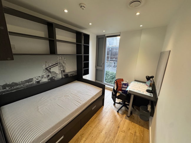 En-suite, UCL student only! 250pw near UCL Main Photo