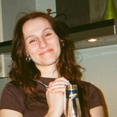 Looking for a room for mid-August/September ☀️ Main Photo