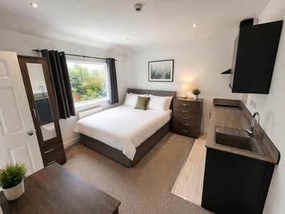 Bartley Green – Spacious Room Available Main Photo