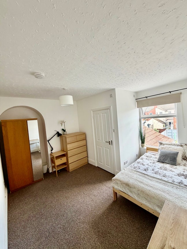 Specious En-Suite Double Room in Grantham  Main Photo