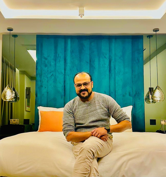 Hotel Manager looking for a double room Main Photo