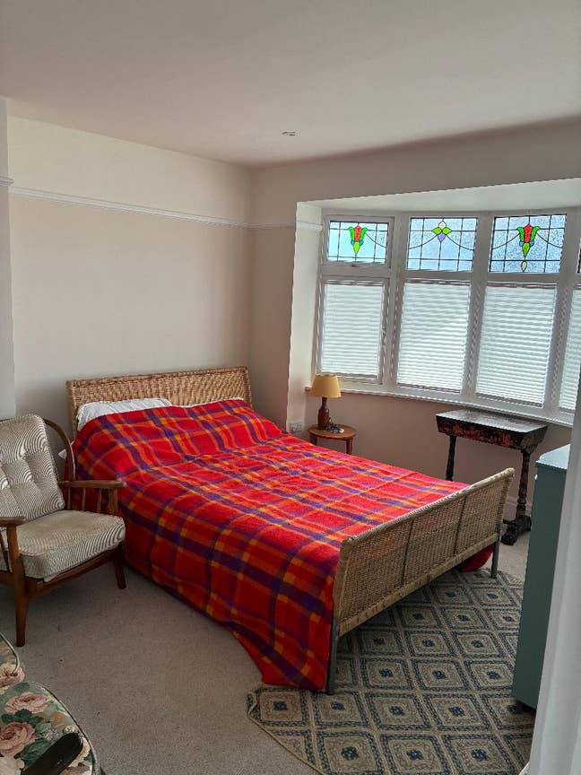 Double room  in newly renovated shared house  Main Photo