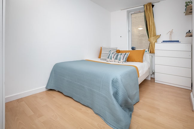 Easy Living Double Room in a Smart Flat Main Photo