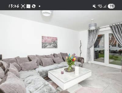 Modern Double Room with Own Bathroom  Main Photo