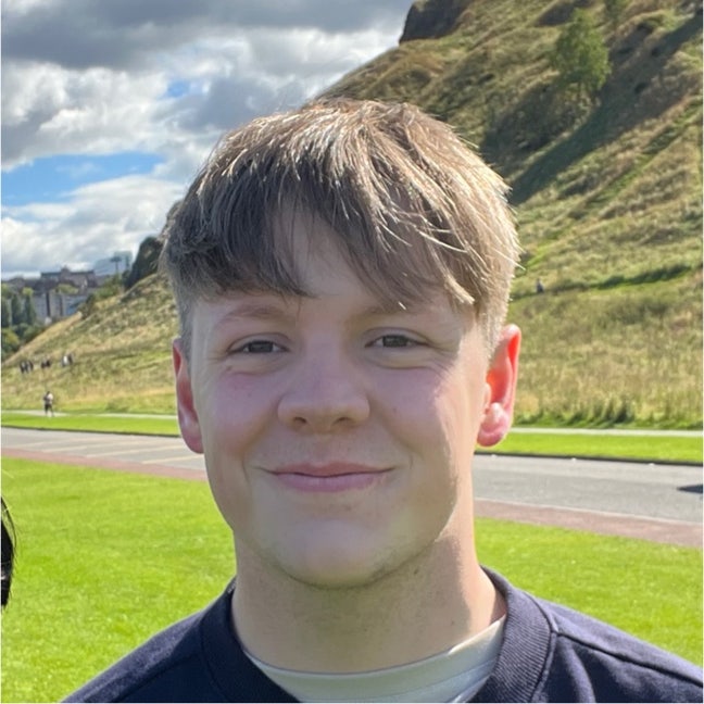 Young Professional seeking double room Main Photo