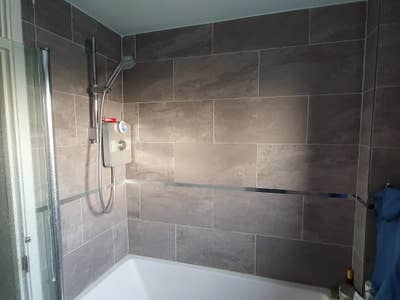 Large room available in friendly flat share Main Photo