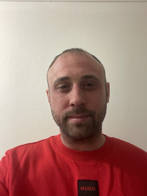 38 year old Male seeks a single or double room Main Photo