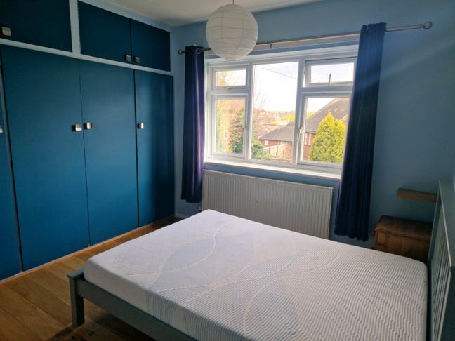 Double room and own living space - Sherwood Main Photo