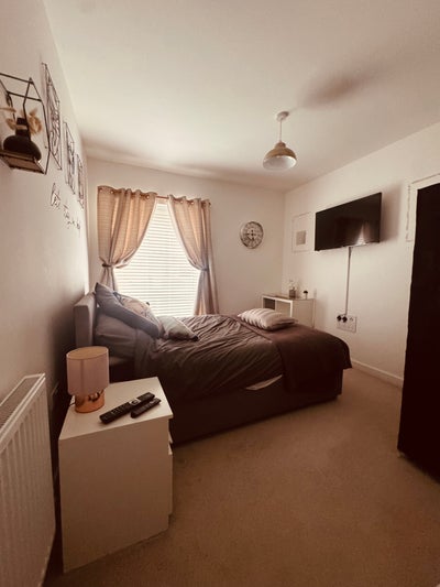 Double Bedroom w/ensuite Main Photo