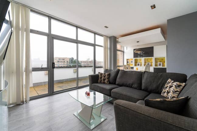 Looking for someone to buddy up with to get this f Main Photo