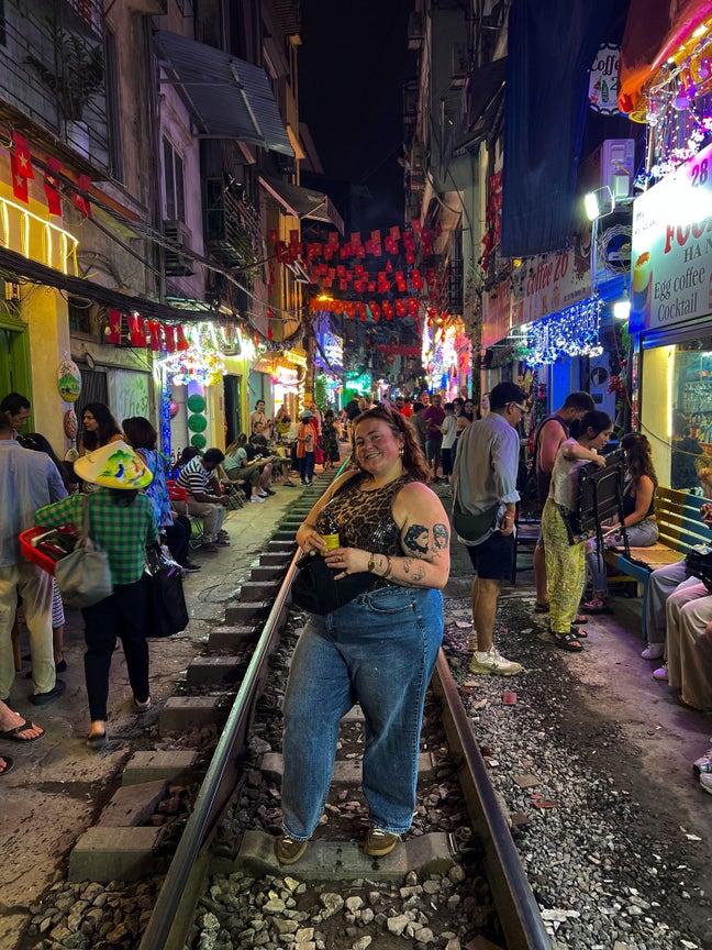 Maura seeking a double room with a garden in east! Main Photo