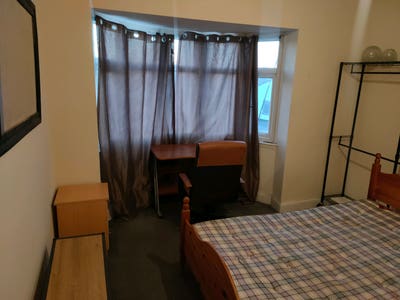 Double room available immediately!! Main Photo