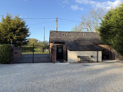 The Annexe @ Sunny Bank Farm available Monday-Fri Main Photo