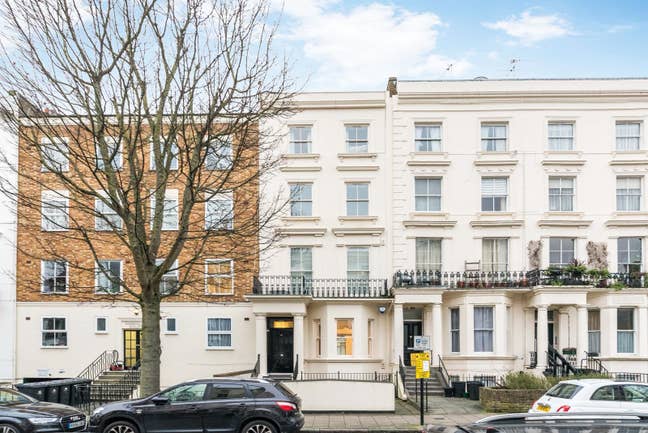 Double Room in St John`s Wood (Private Bathroom) Main Photo