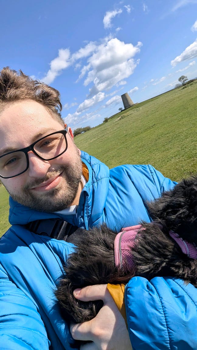 Looking for a Like-Minded Professional to Share a  Main Photo