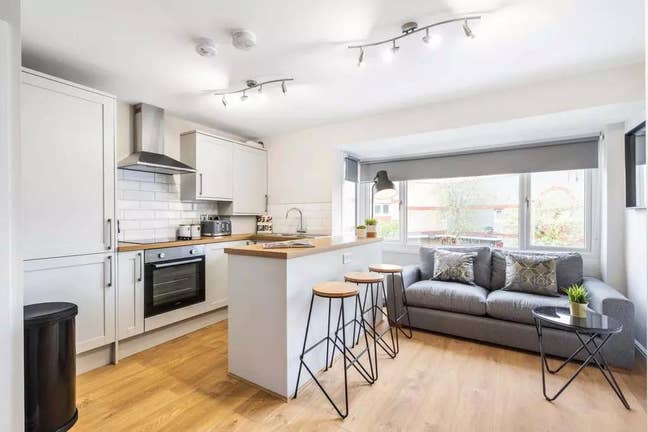 3 bedroom house 7, Holborn Street, Leeds, LS6 2QP Main Photo