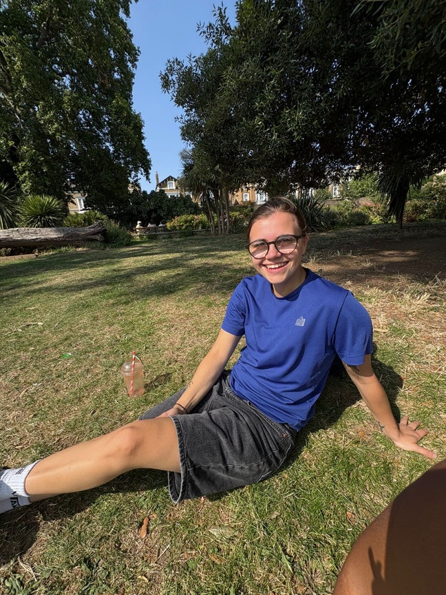 Looking for a room to rent or to buddy up!  Main Photo