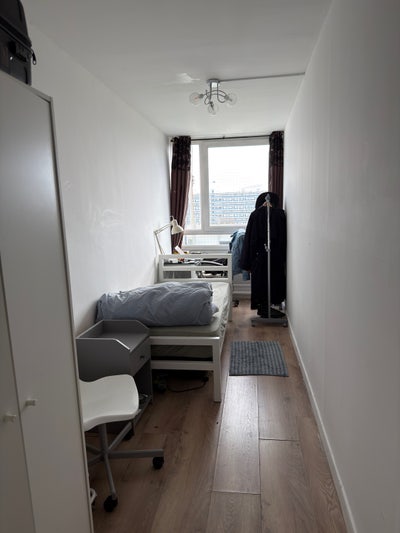 Take over my single room opposite Homerton station Main Photo