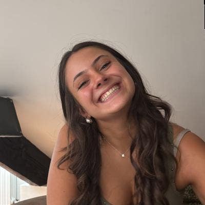 Student Female seeks a single or double room Main Photo