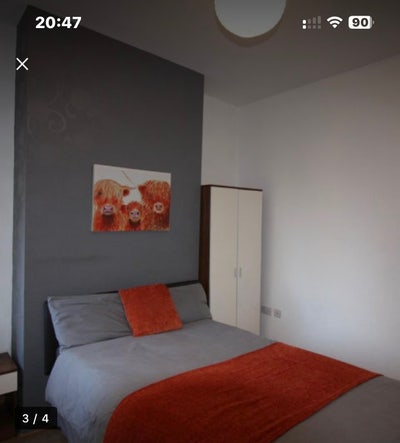 Large Double Room in Eccles Town Centre  Main Photo