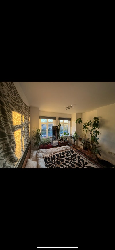 Room Available from May :)  Main Photo