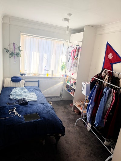     Cozy Room Available for 1 Month – Grab Now!” Main Photo
