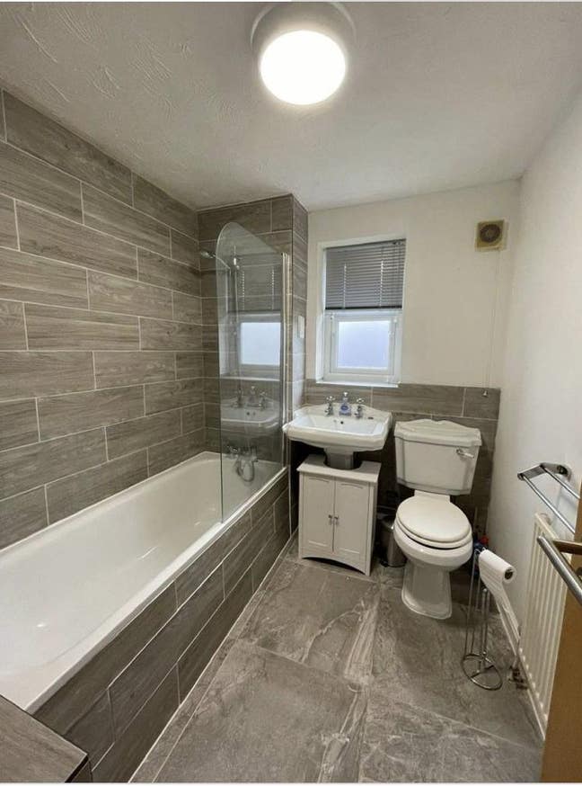 🛏️ Huge 3-Bed Home | Prime Greenwich | Garden  Main Photo